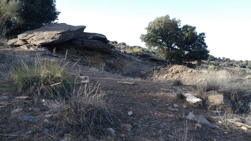 Estructura dolménica cerca de Serón estructura tipo dolmen