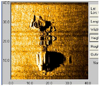 Imagen digital obtenida por sonar de barrido lateral de una enigmática estructura. Nótese en la parte superior un recinto amurallado concéntrico con cámaras internas divididas por un muro circular - Expedición 'Atlantis Rising', cortesía de Georgeos Díaz-Montexano Imagen digital obtenida por sonar de barrido lateral de una enigmática estructura. Nótese en la parte superior un recinto amurallado concéntrico con cámaras internas divididas por un muro circular - Expedición 'Atlantis Rising', cortesía de Georgeos Díaz-Montexano